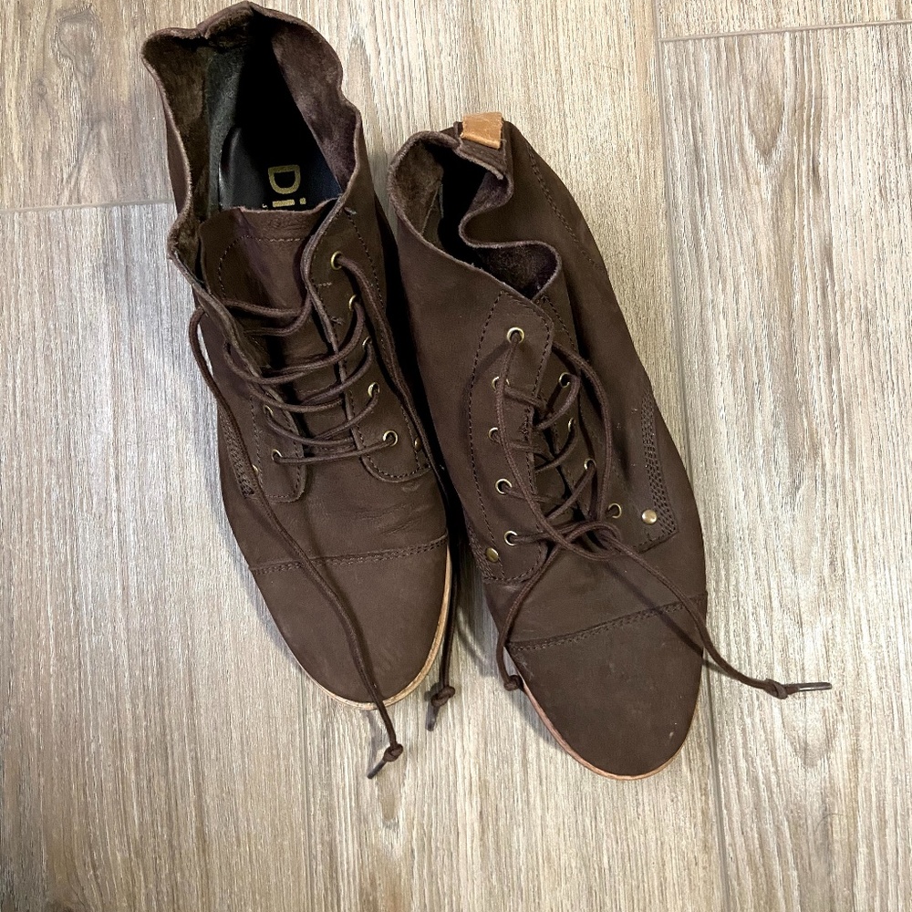Diba Ankle Boots | Size 9 | Brown